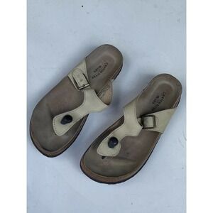 CANYON River Blues Slip on Leather Sandals Size 7M Flip Flops Beige
